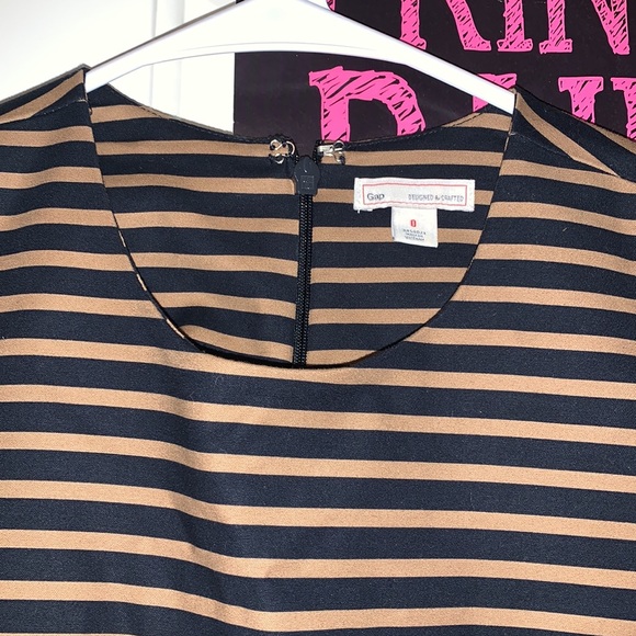 Brown striped dress by GAP size small - Picture 2 of 4